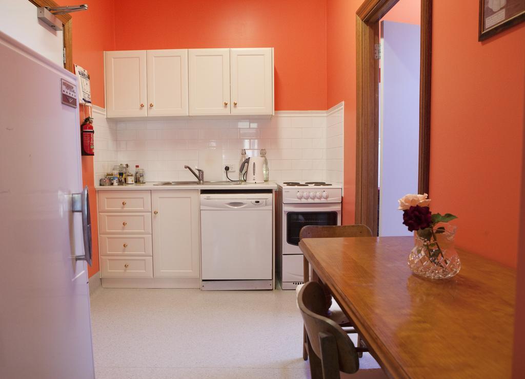 Bed and Breakfast The Fruiterer'S Farrell Flat Экстерьер фото