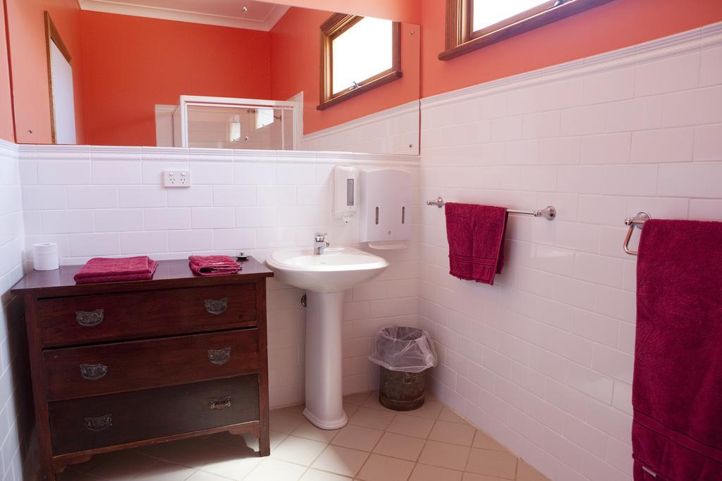 Bed and Breakfast The Fruiterer'S Farrell Flat Экстерьер фото